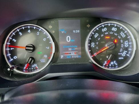 Used 2021 Toyota RAV4 XLE FWD image 24