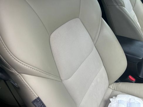 Used 2018 MAZDA CX-5 Touring w/ Preferred Equipment Package FWD image 4