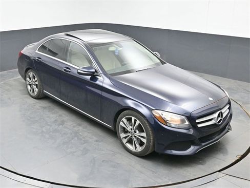 Used 2017 Mercedes-Benz C 300 Sedan image 19