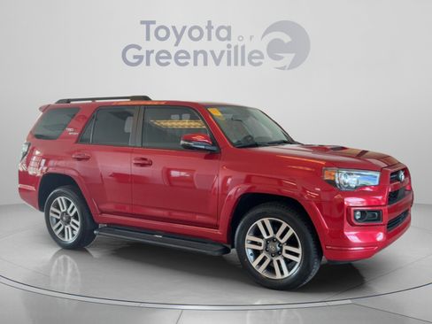 Used 2022 Toyota 4Runner TRD Sport w/ Technology Package AWD/4WD image 7