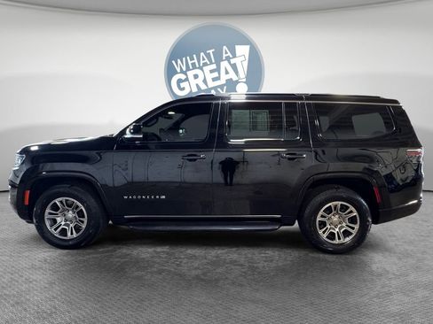 Used 2024 Jeep Wagoneer 4WD image 7