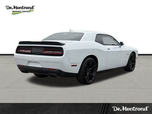 Used 2016 Dodge Challenger R/T Plus image 5