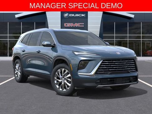 Used 2026 Buick Enclave Preferred w/ Power Package AWD/4WD image 7