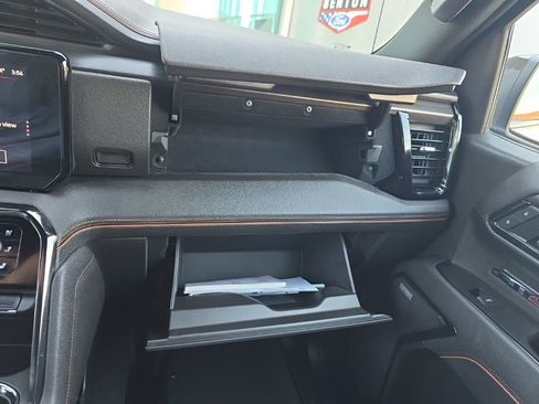 Used 2025 GMC Sierra 1500 AT4 AWD/4WD image 26