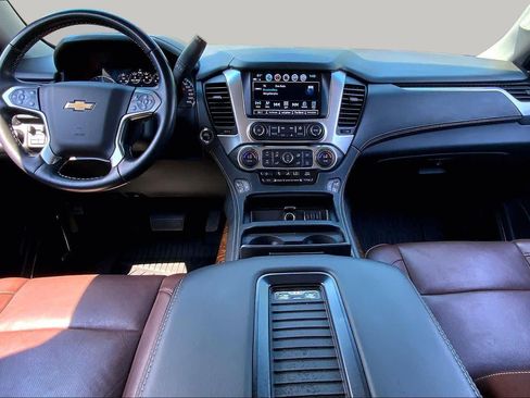 Used 2020 Chevrolet Tahoe Premier w/ Premier Plus Edition AWD/4WD image 16