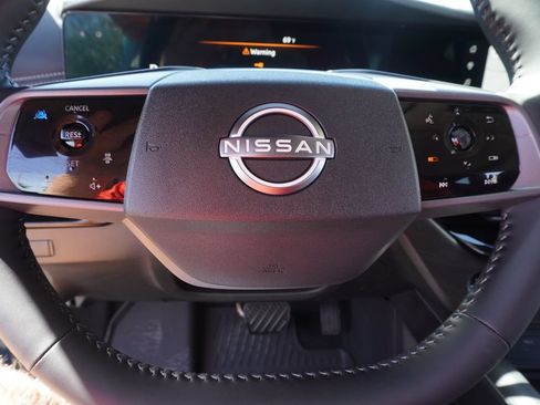 Used 2025 Nissan Murano SL AWD/4WD image 18