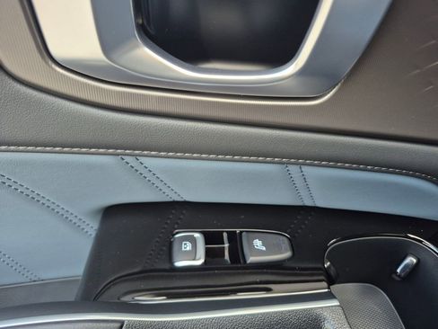 Used 2025 Kia Sorento SX Prestige image 13