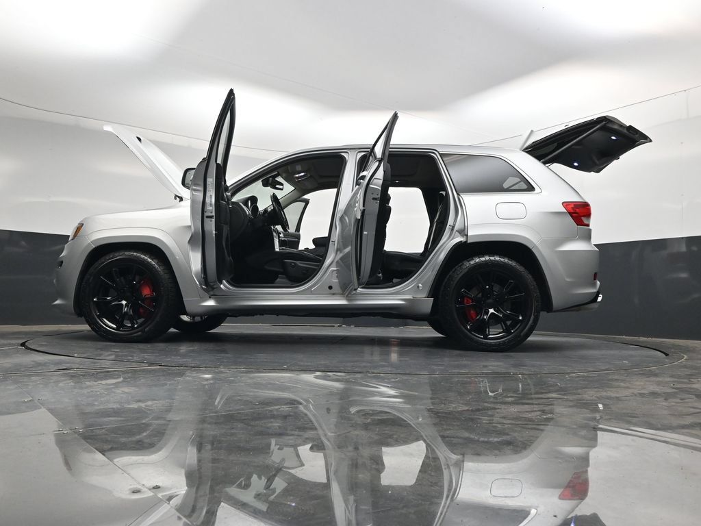 Used 2012 Jeep Grand Cherokee SRT8 w/ Luxury Group II AWD/4WD image 47