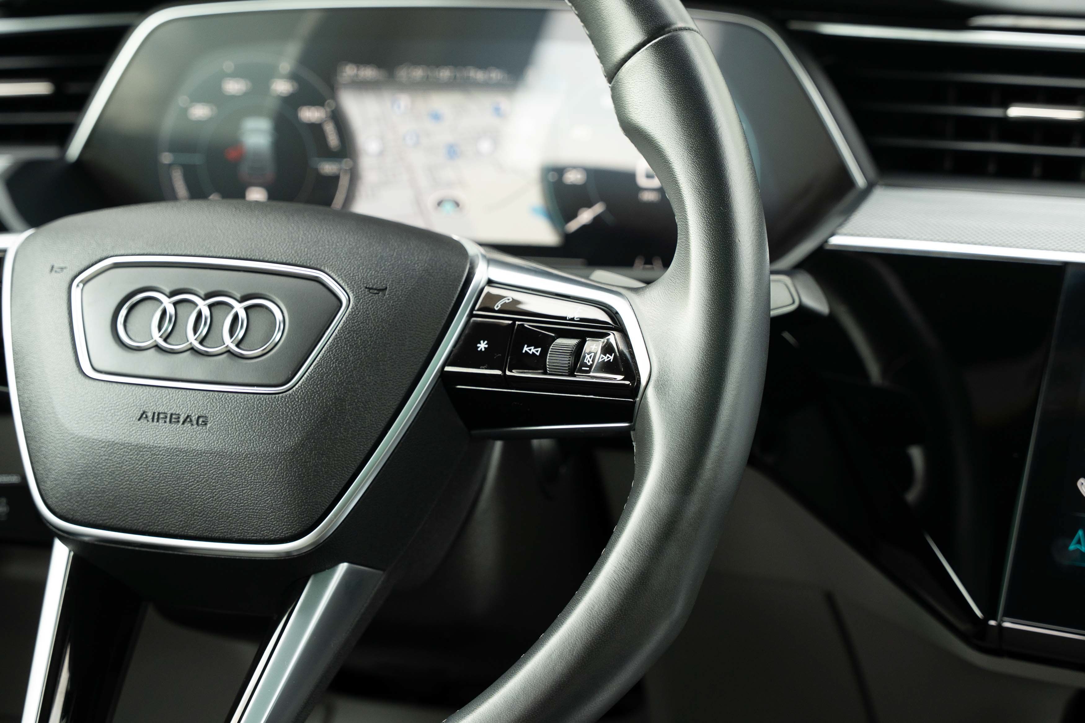 Certified 2024 Audi Q8 e-tron Prestige w/ Prestige Package AWD/4WD image 11
