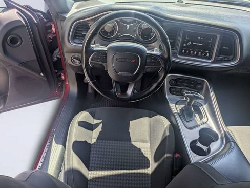 Used 2019 Dodge Challenger R/T w/ Driver Convenience Group RWD image 14