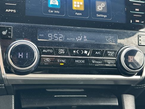 Used 2018 Subaru Outback 2.5i Premium image 28