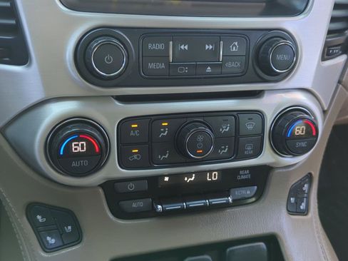 Used 2018 GMC Yukon SLT w/ Open Road Package AWD/4WD image 24
