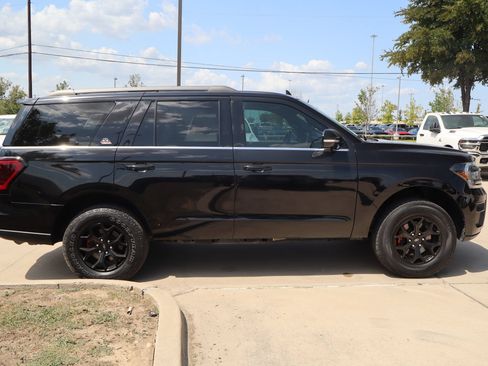 Used 2022 Ford Expedition Timberline AWD/4WD image 2