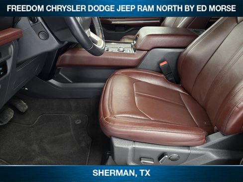 Used 2024 Ford Expedition Max Limited image 8