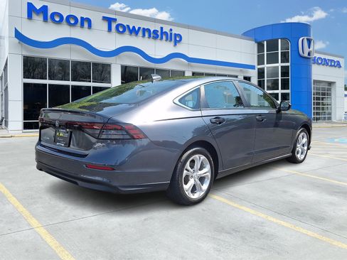 Used 2025 Honda Accord LX image 6