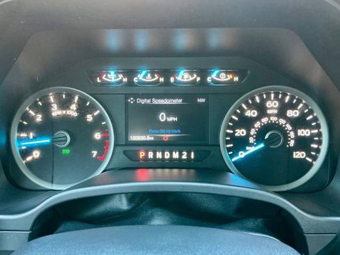 Used 2017 Ford F150 XLT w/ Equipment Group 302A Luxury image 36