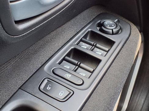 Used 2020 Jeep Renegade Sport FWD image 14