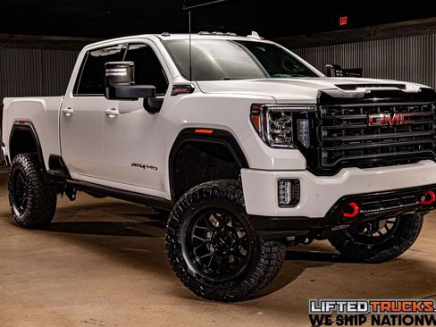 Used 2021 GMC Sierra 2500 AT4 w/ AT4 Premium Plus Package image 1