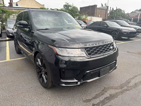 Used 2022 Land Rover Range Rover Sport HST AWD/4WD image 2
