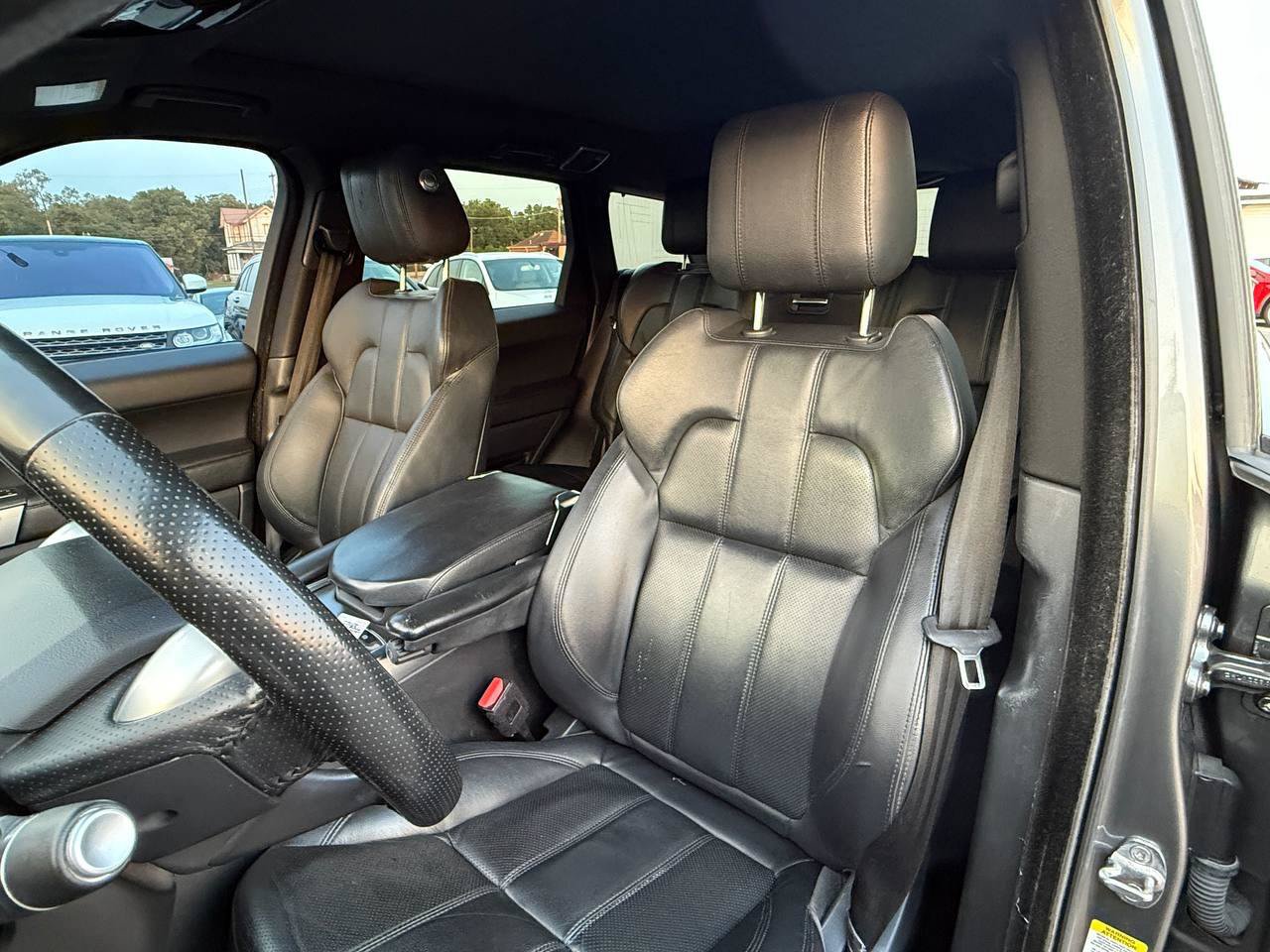 Used 2016 Land Rover Range Rover Sport SE AWD/4WD image 15