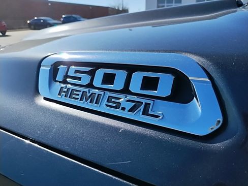 Used 2019 RAM 1500 Limited image 16