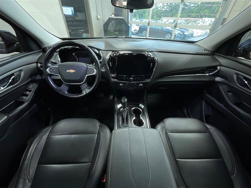 Used 2019 Chevrolet Traverse LT w/ LPO, Black Accent Package FWD image 23