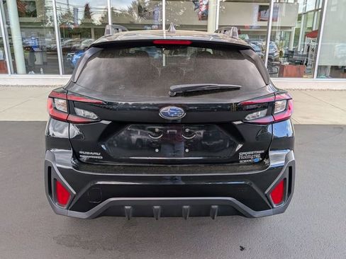 Used 2024 Subaru Crosstrek 2.0i Premium AWD/4WD image 4