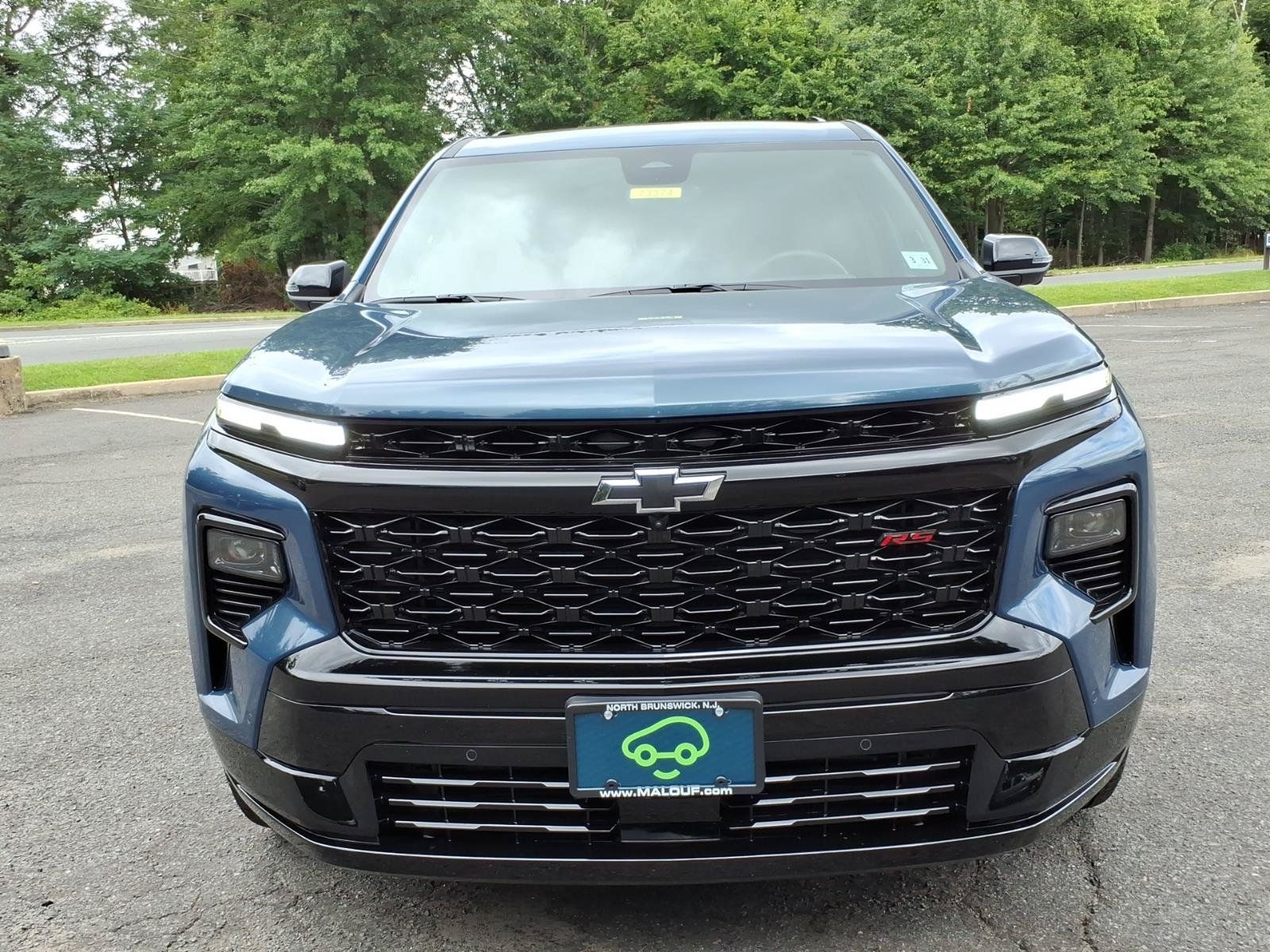 Used 2026 Chevrolet Traverse RS w/ LPO, Floor Liner Package AWD/4WD image 2