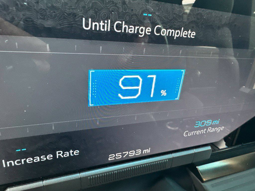 Used 2024 GMC Hummer EV 3X AWD/4WD image 8