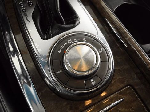 Used 2016 INFINITI QX80 4WD w/ Driver's Assistance Package image 41