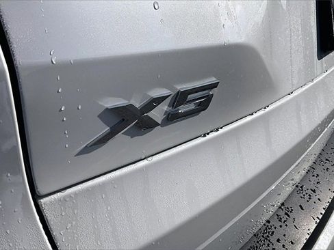 Used 2022 BMW X5 sDrive40i w/ Premium Package image 27
