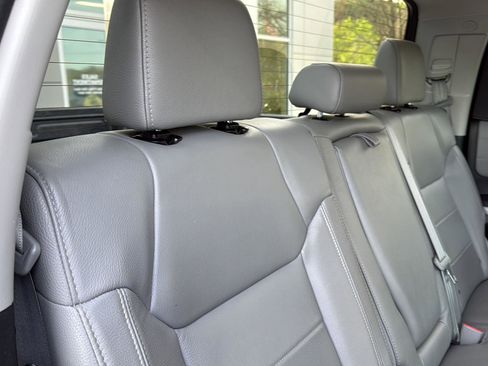 Used 2014 Toyota Tundra Limited w/ Limited Premium Package image 30