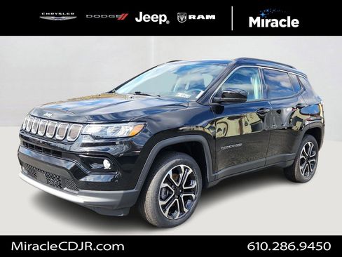 Certified 2022 Jeep Compass Limited image 3