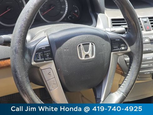 Used 2011 Honda Accord EX-L image 19