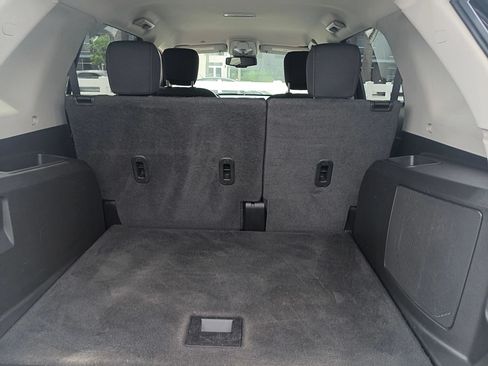 Used 2015 GMC Terrain SLE FWD image 9