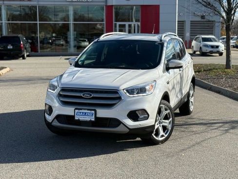 Used 2018 Ford Escape Titanium w/ Ford Safe & Smart Package image 9