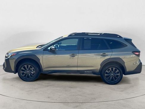 Certified 2025 Subaru Outback Onyx Edition AWD/4WD image 2