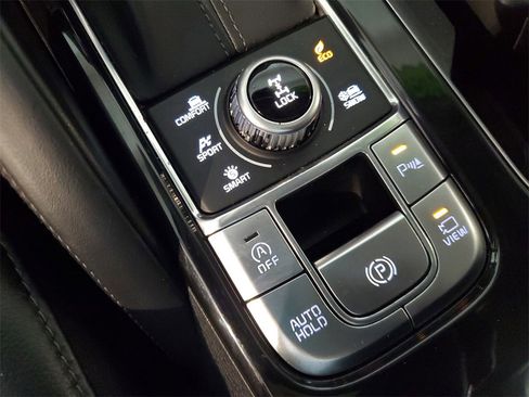 Used 2020 Kia Telluride SX w/ Towing Package image 27