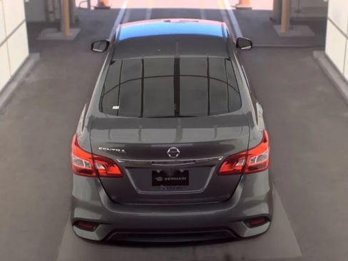 Used 2016 Nissan Sentra S FWD image 4