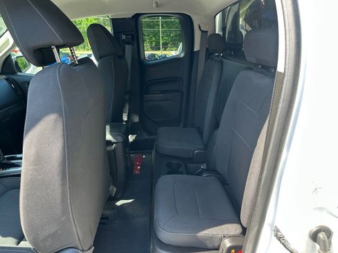 Used 2021 Chevrolet Colorado LT w/ Safety Package image 14