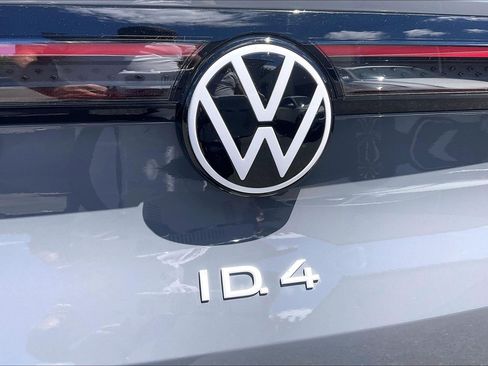 Used 2023 Volkswagen ID.4 Pro RWD image 29