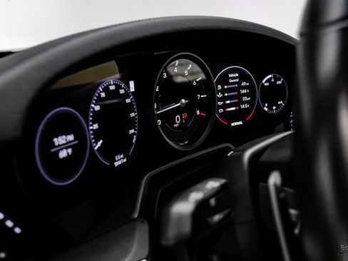 Used 2020 Porsche 911 Carrera 4S image 29