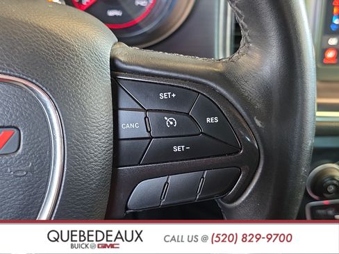 Used 2018 Dodge Charger SXT w/ Blacktop Package RWD image 13