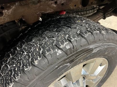 Certified 2018 GMC Sierra 2500 Denali w/ Snow Plow Prep Package image 10