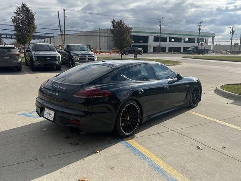 Used 2016 Porsche Panamera GTS image 6