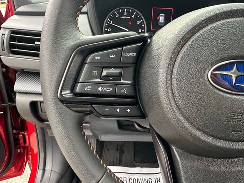 Used 2025 Subaru Crosstrek 2.5i Limited image 24