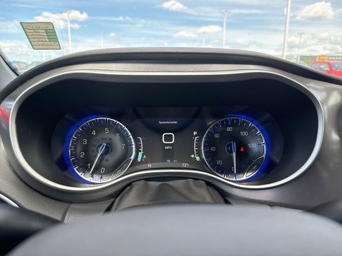 New 2026 Chrysler Voyager LX image 14