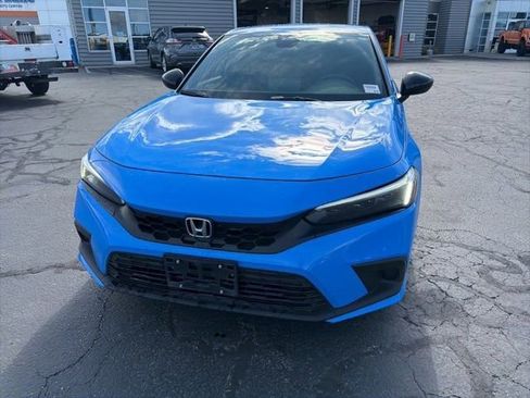 Used 2023 Honda Civic Sport image 16