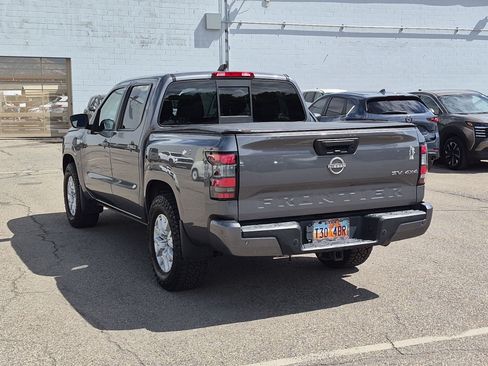 Used 2022 Nissan Frontier SV AWD/4WD image 8