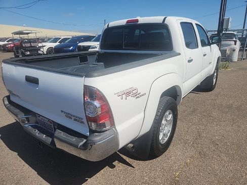 Used 2009 Toyota Tacoma PreRunner RWD image 12